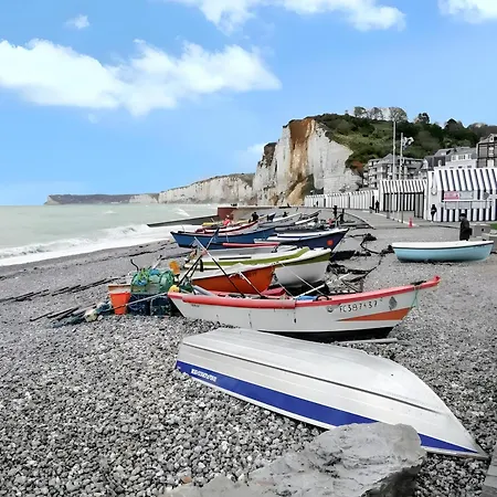 Bed & Breakfast Clos Des Hogues - D'hotes 3*